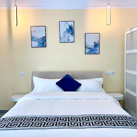 Apartment Uoohome7 Garden And Navy Athens