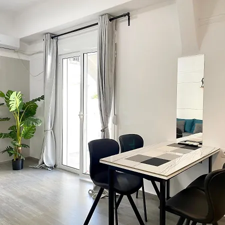 Uoohome7 Garden And Navy Apartment