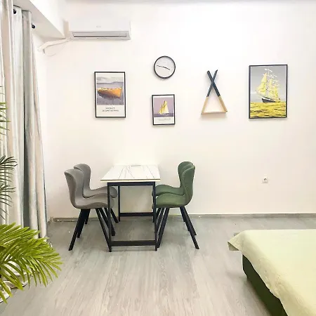 Uoohome7 Garden And Navy Athens